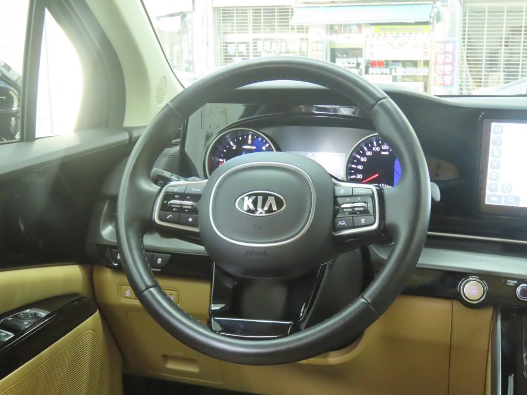 KIA Carnival 2021 Negro - Importación desde Corea - HF Imports Iquique - Foto 18