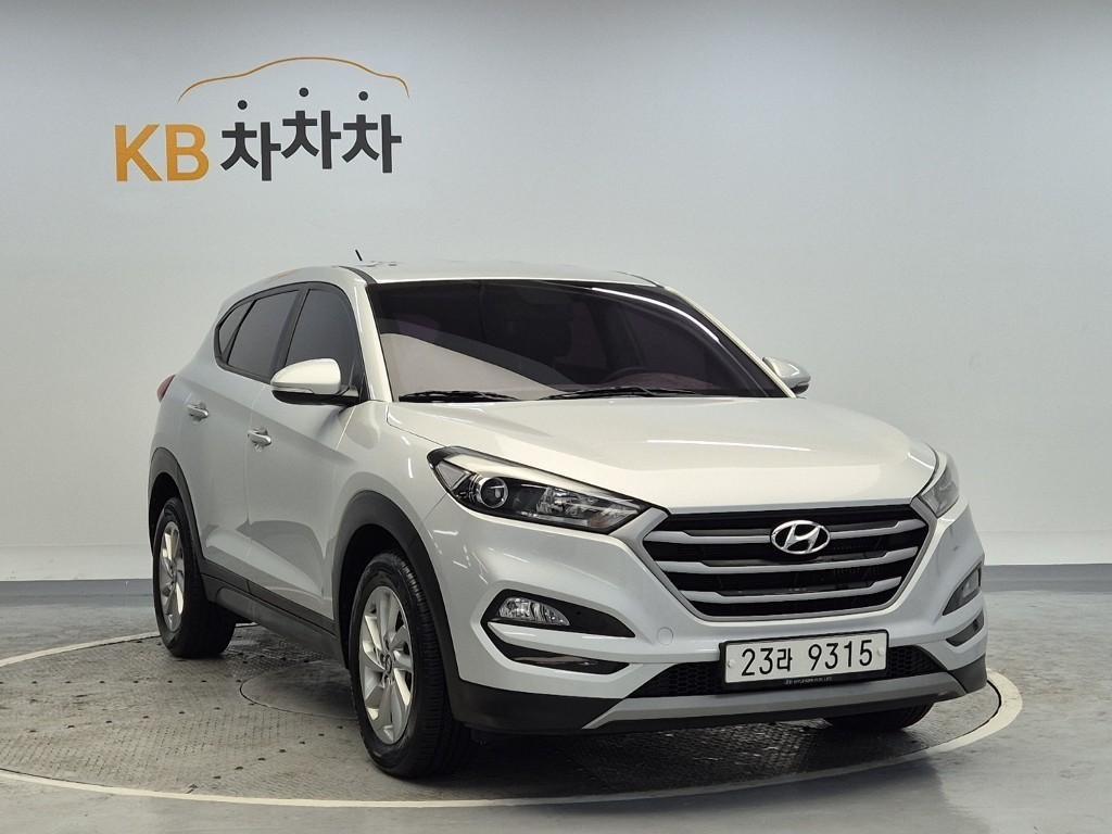 HYUNDAI Tucson - Vista 4