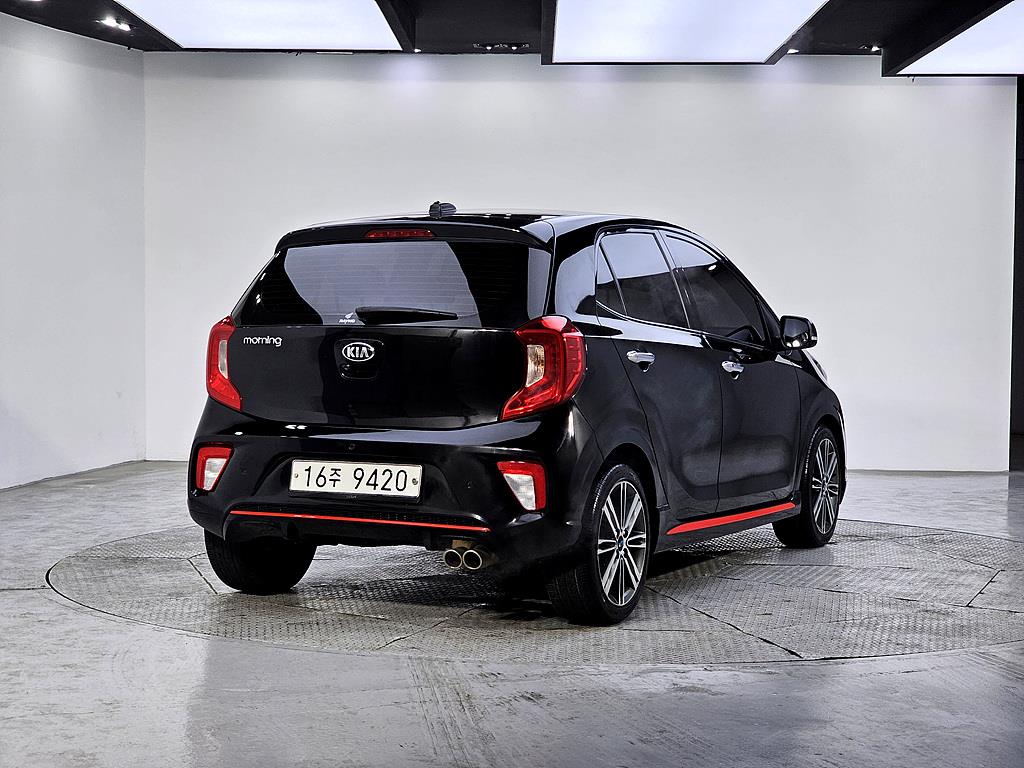 KIA Morning - Vista 4