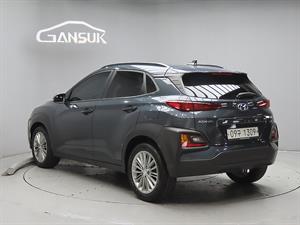 HYUNDAI Kona - Vista 6