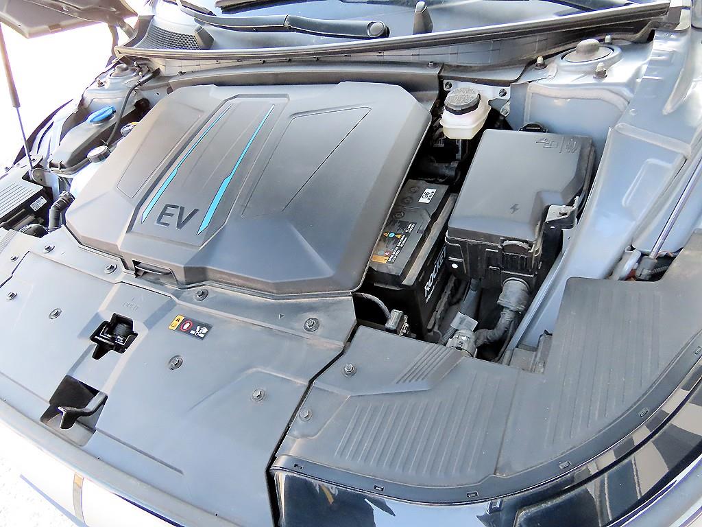 HYUNDAI Ioniq 5 2023 Gris - Importación desde Corea - HF Imports Iquique - Foto 19