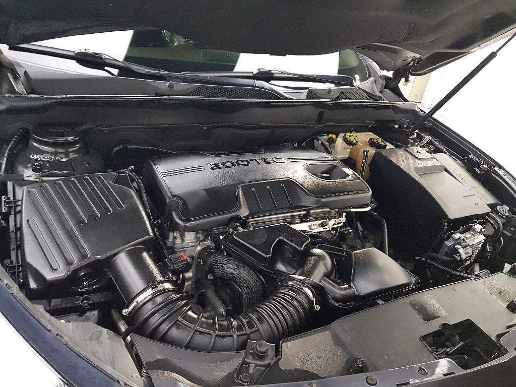 Chevrolet Malibu - Vista 6