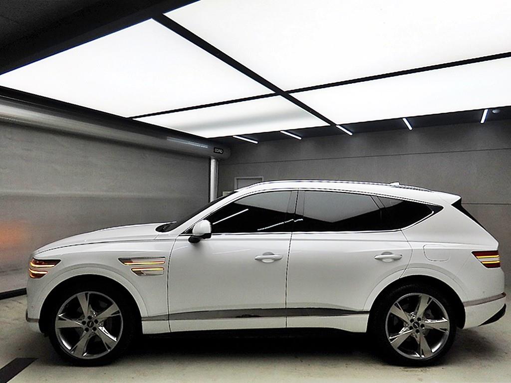 Genesis GV80 - Vista 4