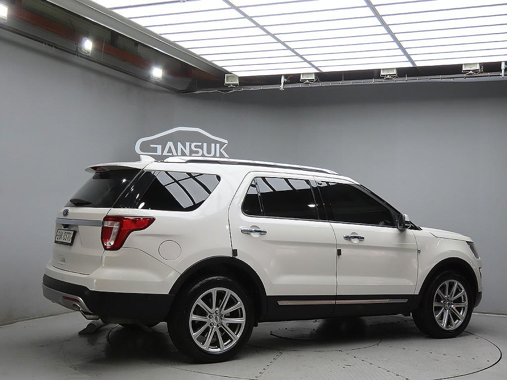 Ford Explorer - Vista 7