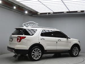 Ford Explorer - Vista 8