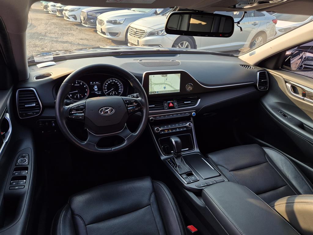 HYUNDAI Grandeur - Vista 6