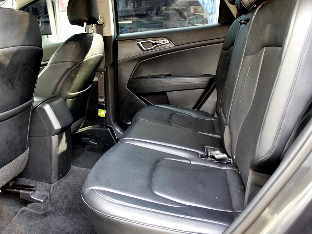 KIA Sportage - Vista 11