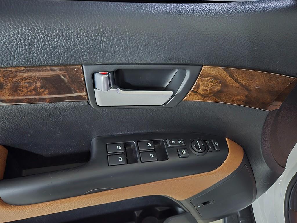 KIA Mohave - Vista 12