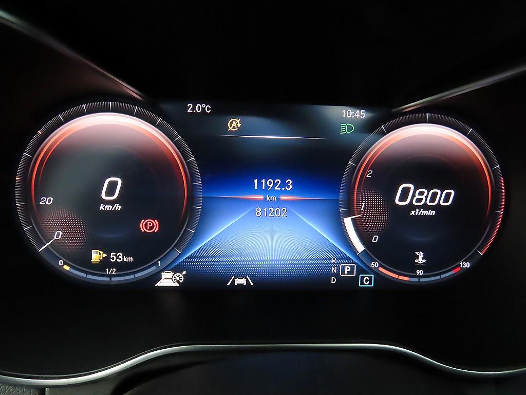 Mercedes Benz C Class - Vista 8