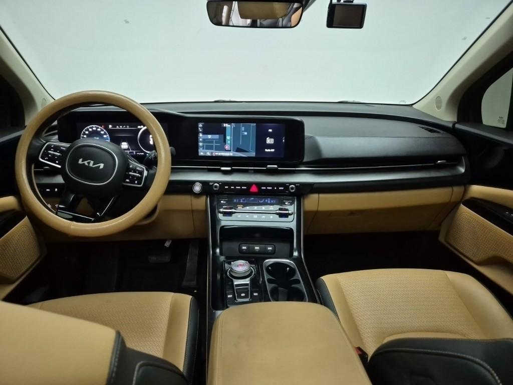 KIA Carnival - Vista 7