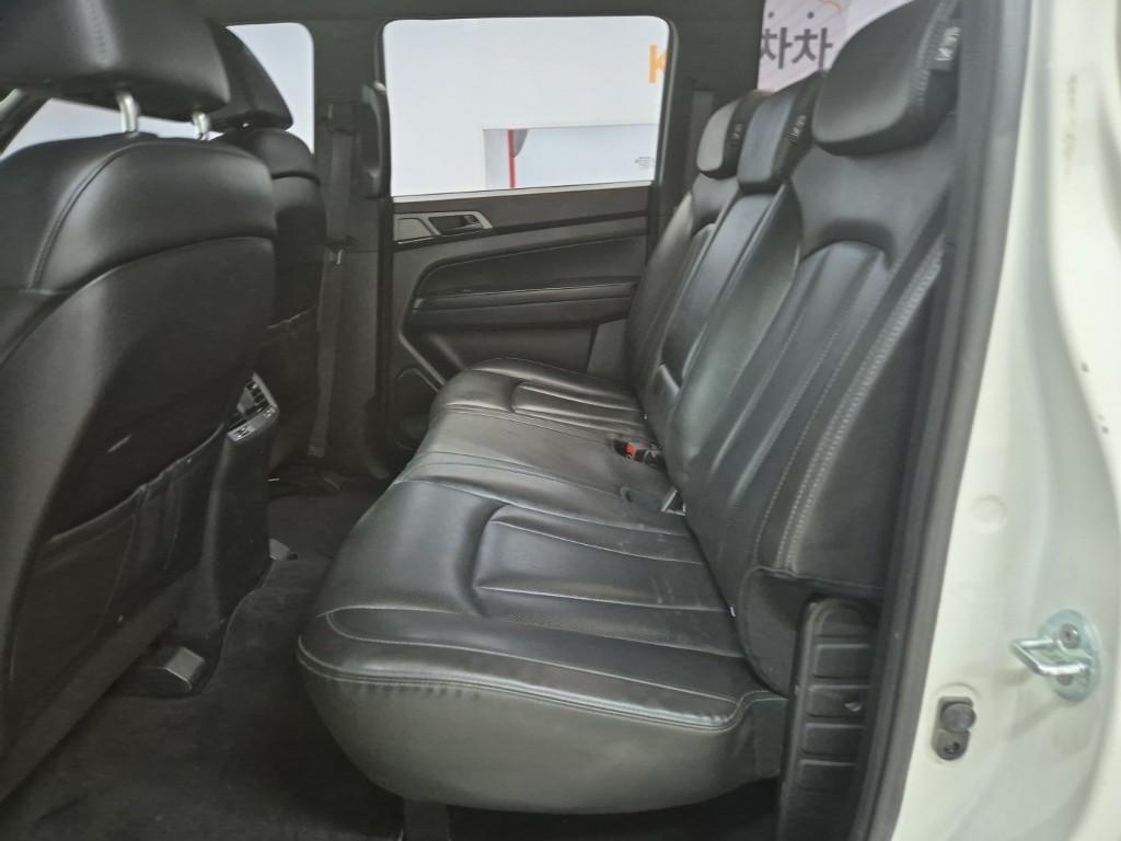 Ssangyong Rexton - Vista 12