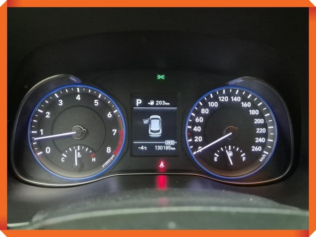 HYUNDAI Kona - Vista 6