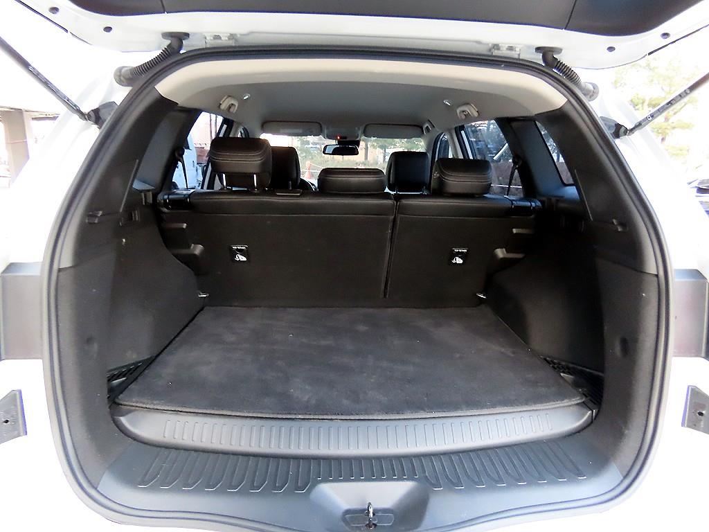 SAMSUNG QM6 2020 Blanco - Importación desde Corea - HF Imports Iquique - Foto 18