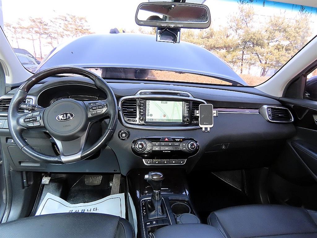 KIA Sorento - Vista 7