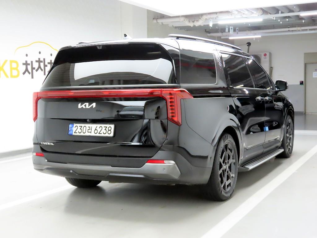 KIA Carnival - Vista 4