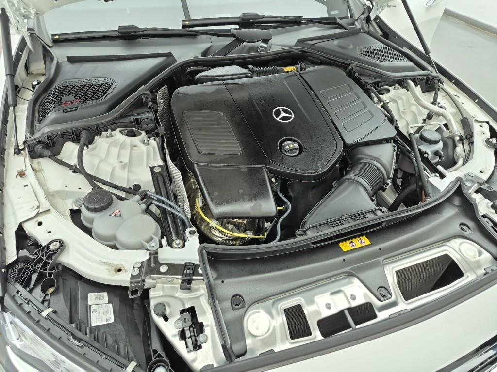 Mercedes Benz E class - Vista 6