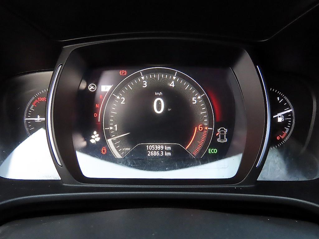 SAMSUNG QM6 - Vista 9