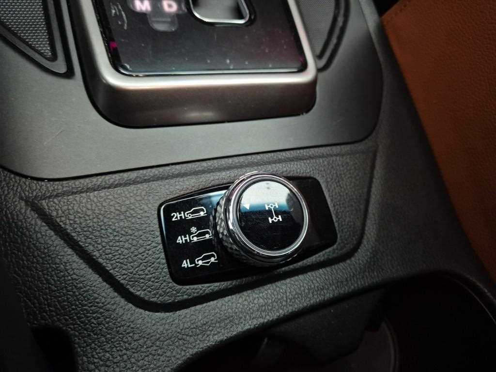 Ssangyong Musso 2025 the color of pearl - Importación desde Corea - HF Imports Iquique - Foto 17