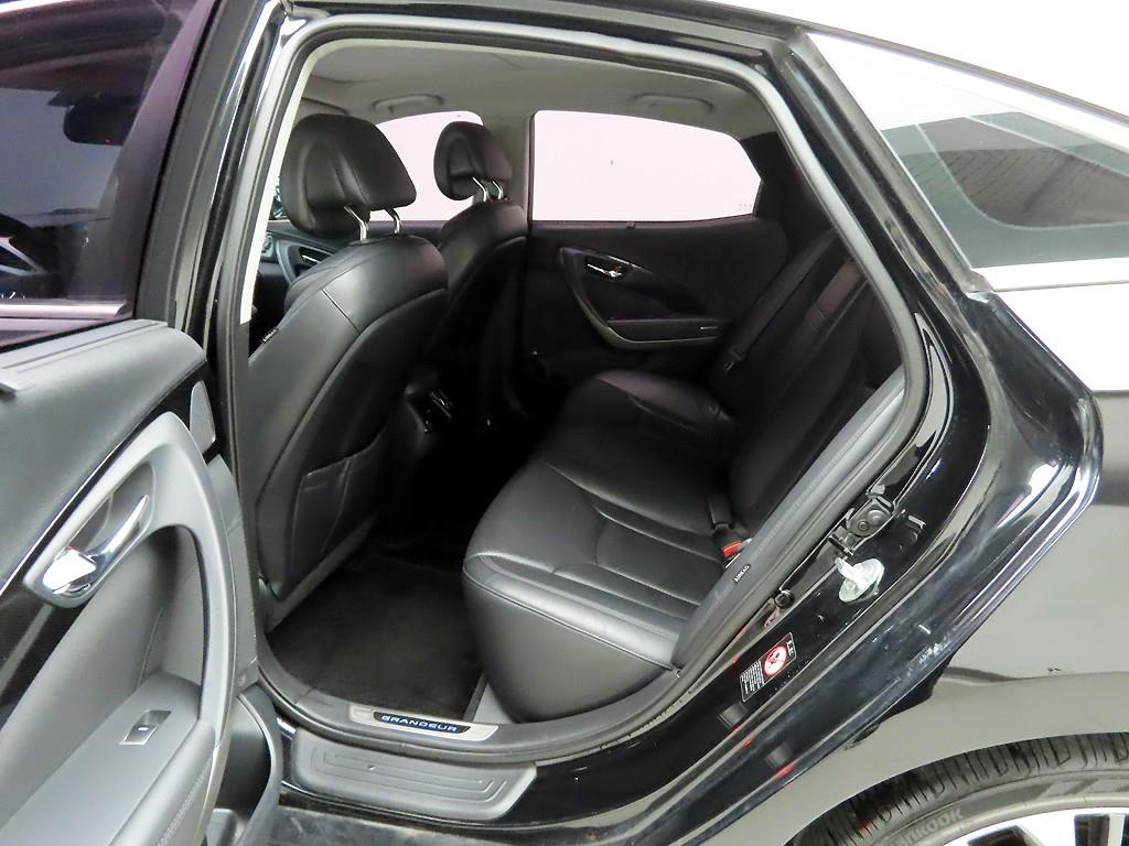 HYUNDAI Grandeur 2013 Negro - Importación desde Corea - HF Imports Iquique - Foto 13