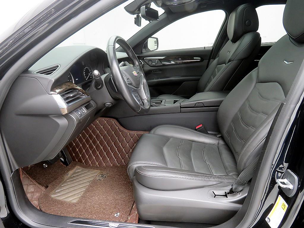 Cadillac CT6 - Vista 6