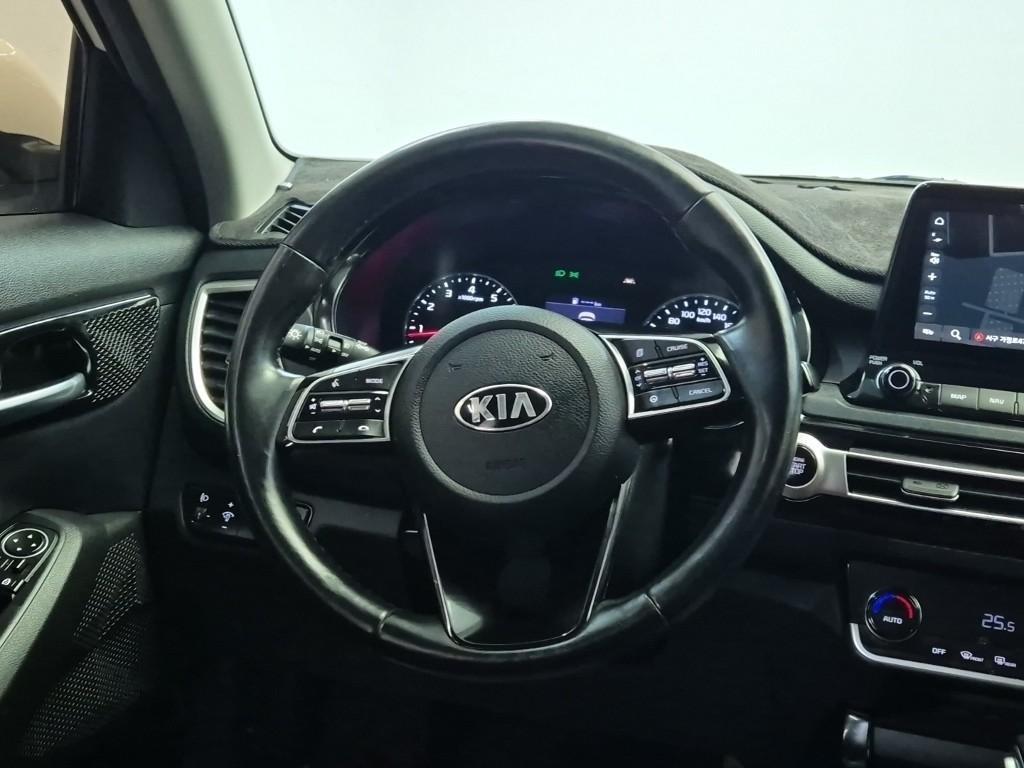KIA Seltos - Vista 9