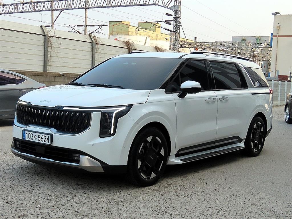 KIA Carnival - Vista 2