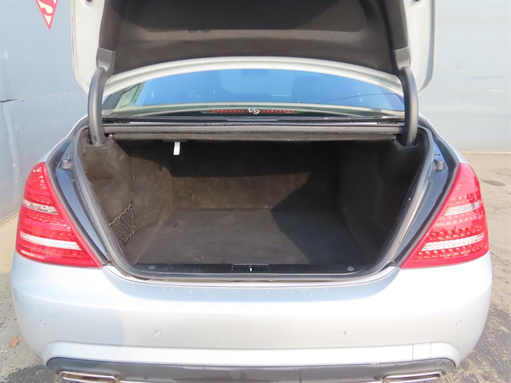 Mercedes Benz S Class - Vista 9