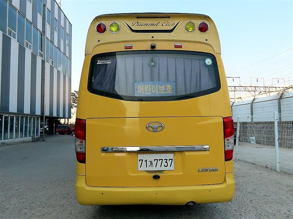 medium and large bus Medium Daewoo Bus - Vista 4