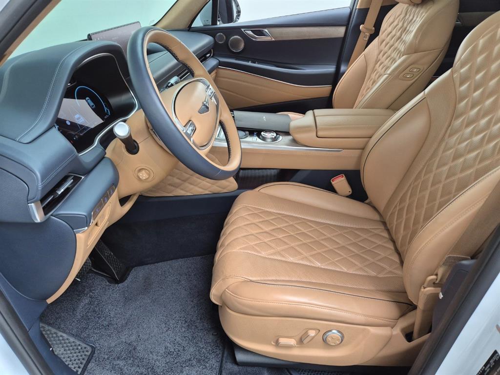 Genesis GV80 - Vista 10