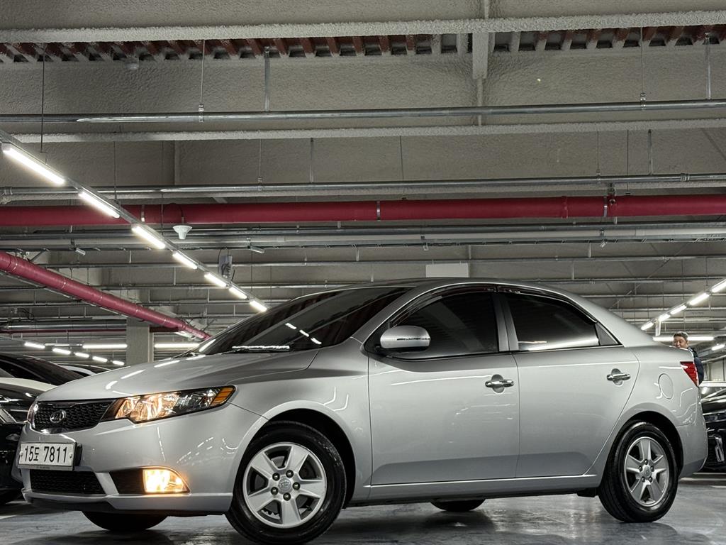 KIA Forte 2012 Plateado - Importación desde Corea - HF Imports Iquique - Foto 1