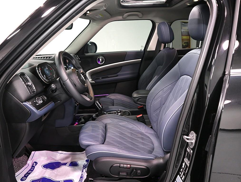 Mini Countryman - Vista 8