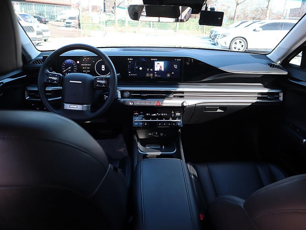 HYUNDAI Grandeur - Vista 9