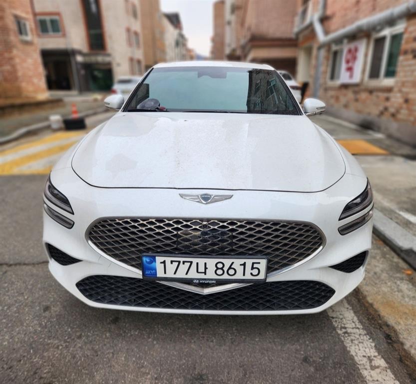 Genesis G70 2022 Blanco - Importación desde Corea - HF Imports Iquique - Foto 1