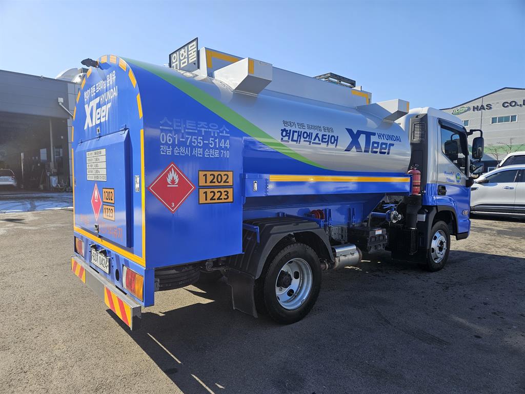 medium and large cargo Rory - Vista 8