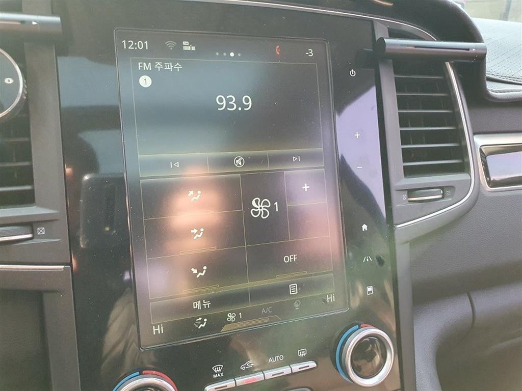 SAMSUNG QM6 - Vista 10