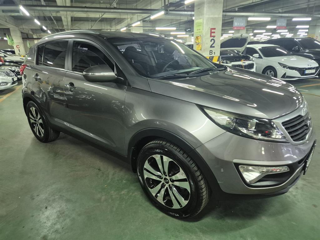 KIA Sportage - Vista 4