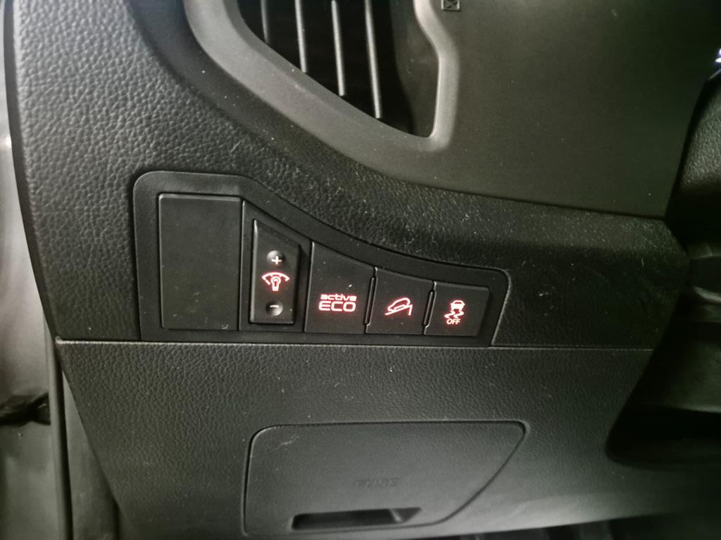 KIA Sportage - Vista 9