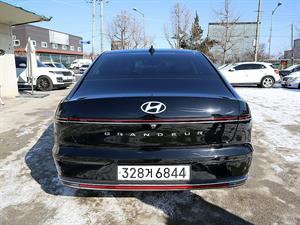 HYUNDAI Grandeur - Vista 8