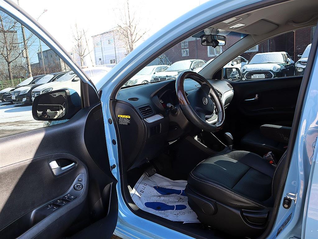 KIA Morning - Vista 11