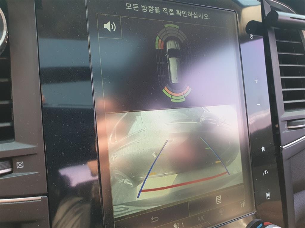 SAMSUNG QM6 - Vista 12