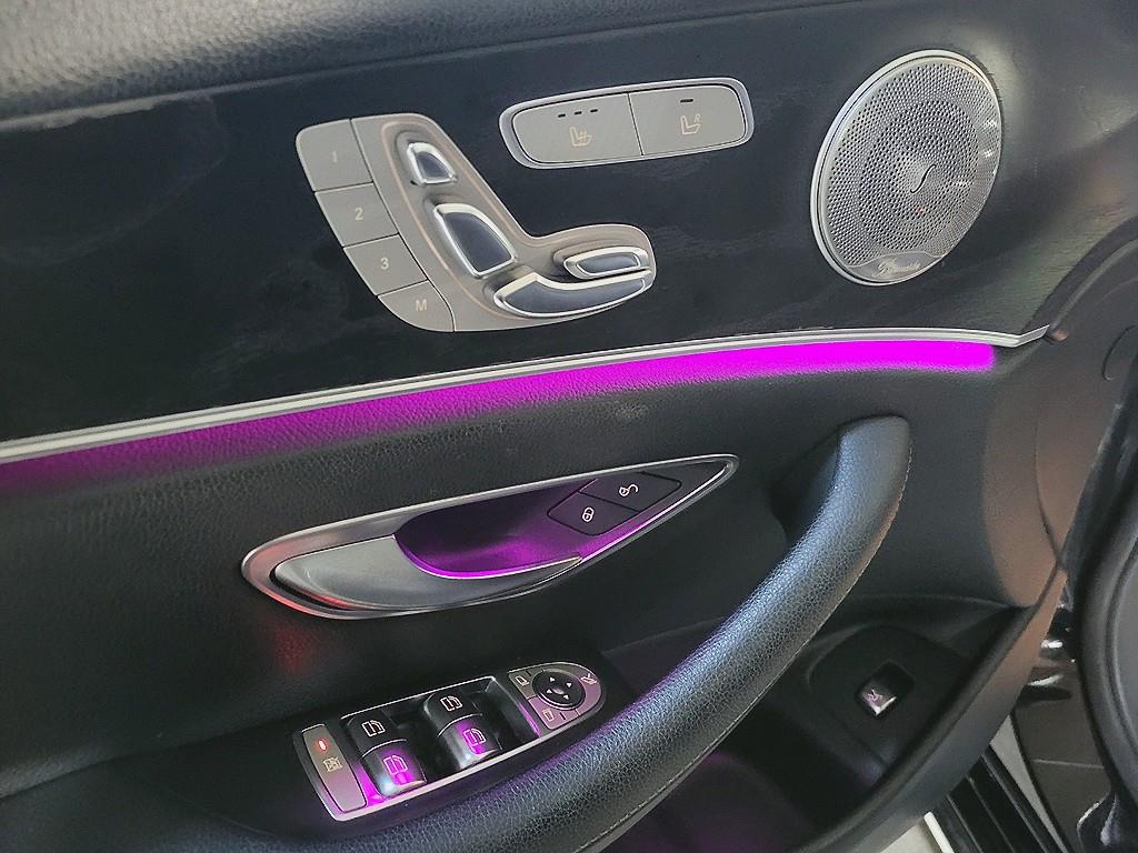 Mercedes Benz E class 2017 Negro - Importación desde Corea - HF Imports Iquique - Foto 13