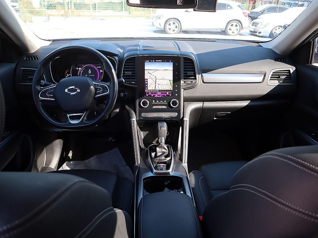 SAMSUNG QM6 - Vista 9