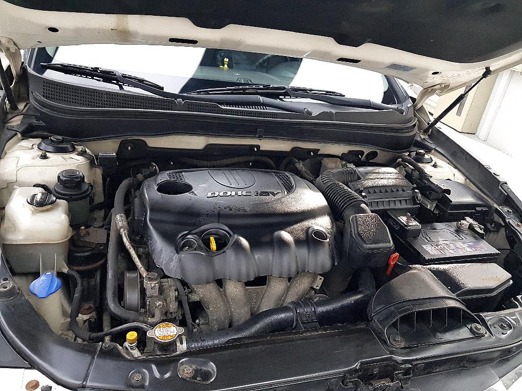 HYUNDAI Sonata - Vista 6