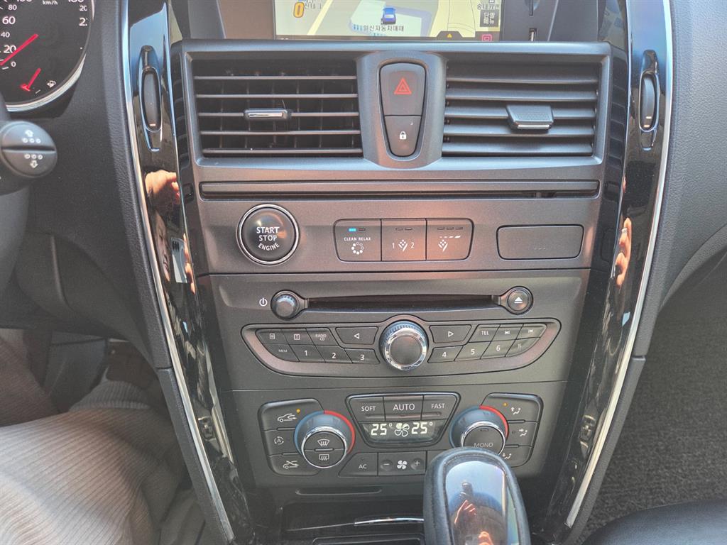 SAMSUNG SM7 - Vista 11