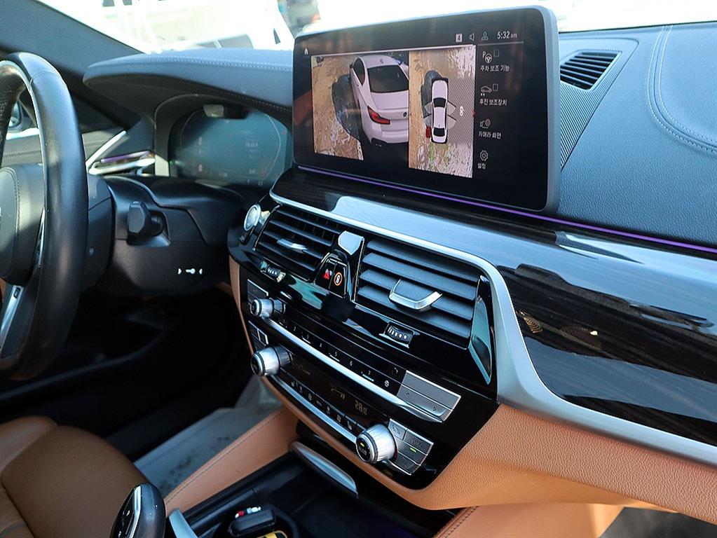 BMW 5 Series 2021 - Importación desde Corea - HF Imports Iquique - Foto 11