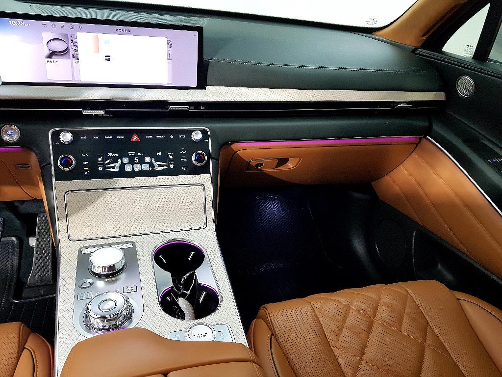 Genesis GV80 - Vista 10