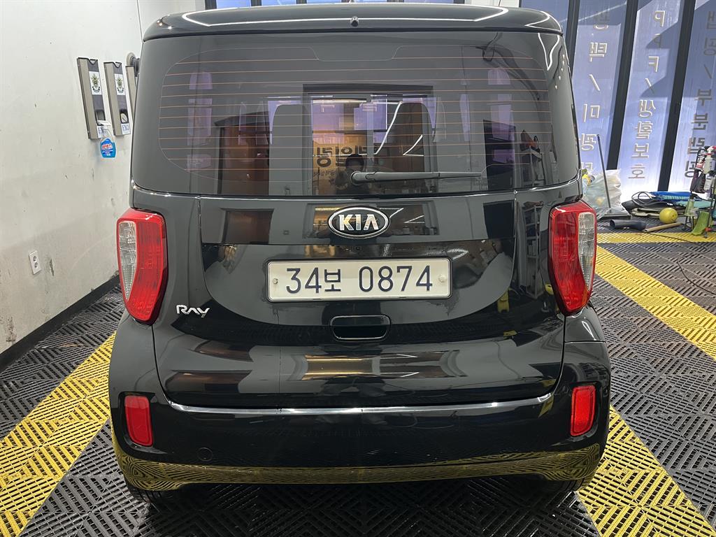KIA Ray - Vista 5