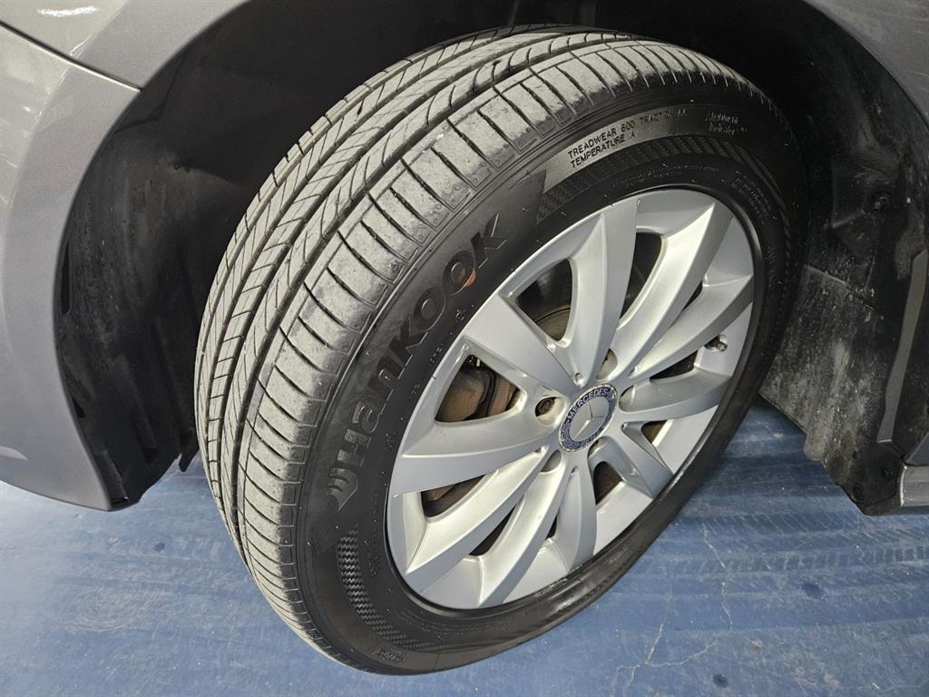 Mercedes Benz B Class (MY B) 2012 Gris - Importación desde Corea - HF Imports Iquique - Foto 18