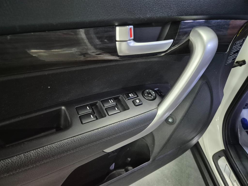 KIA Sorento - Vista 9