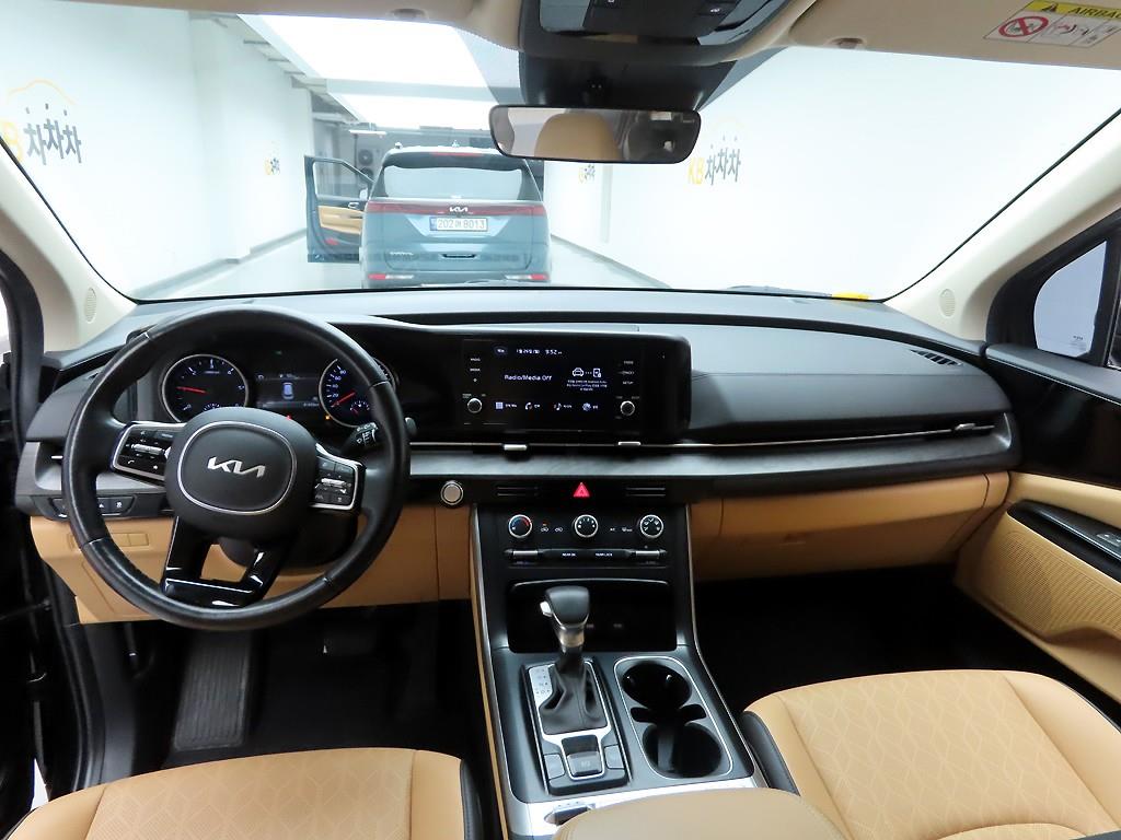 KIA Carnival - Vista 7